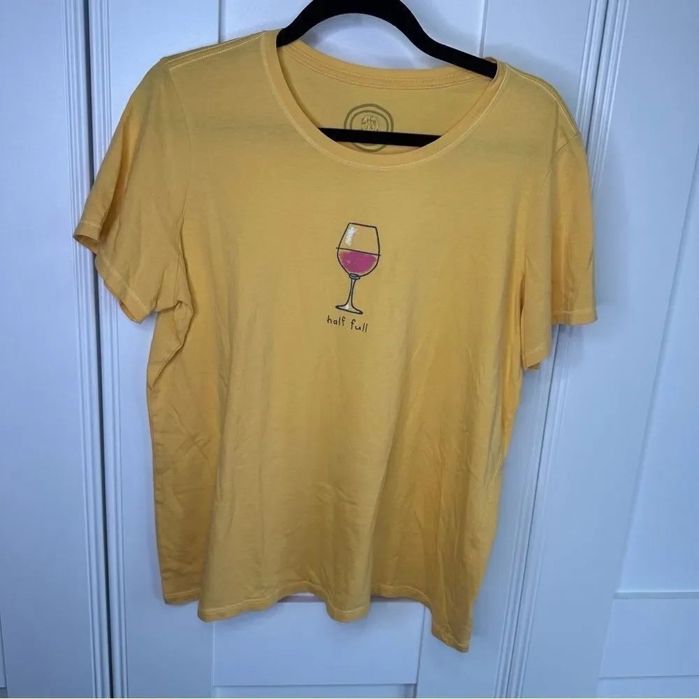 Large Yellow Life is Good Half Full Graphic Tee (r1)